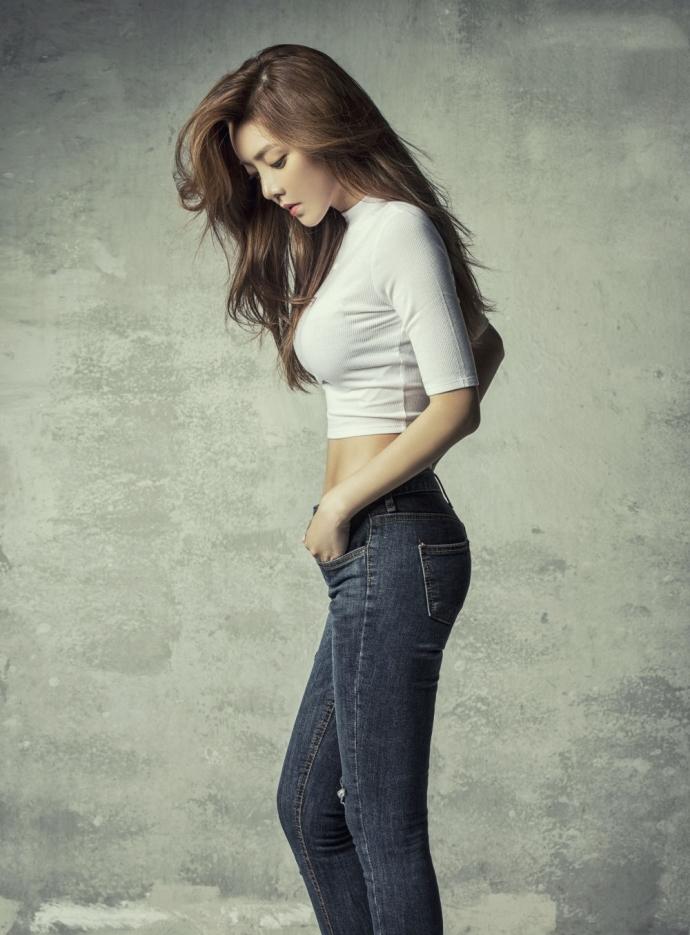 作为yy上的知名主播,崔阿扎深得众多粉丝和土豪的喜