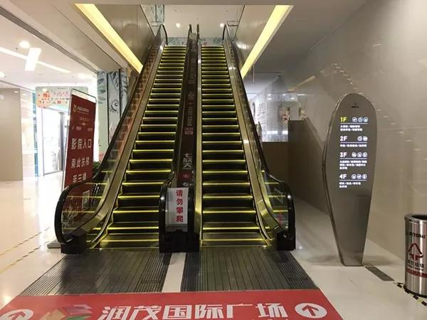 说好的大润发没了!扬州一商场业主花百万买的铺子急得跳脚