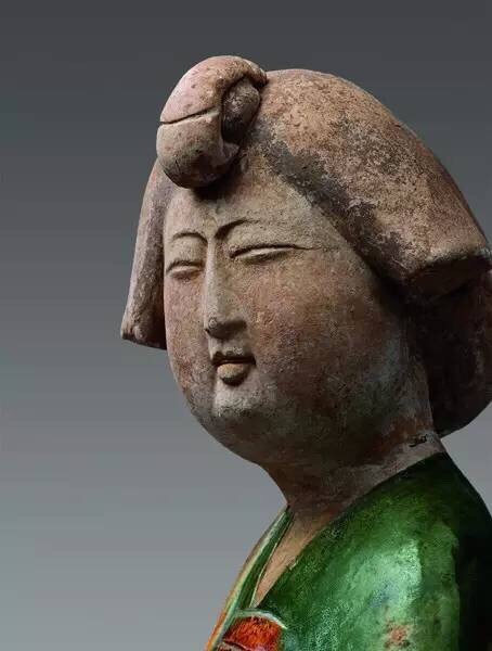 唐朝美女的精致与奢