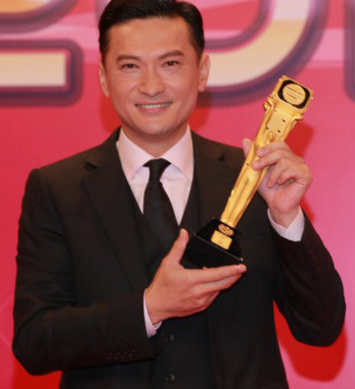 原因是当初加入辅警训练纯粹为参加拍摄电视剧《o记实录》,预先对警察