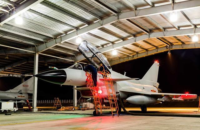 国产新一代充气式机库:几个小时就能修建一座野战机场|机库|军用飞机