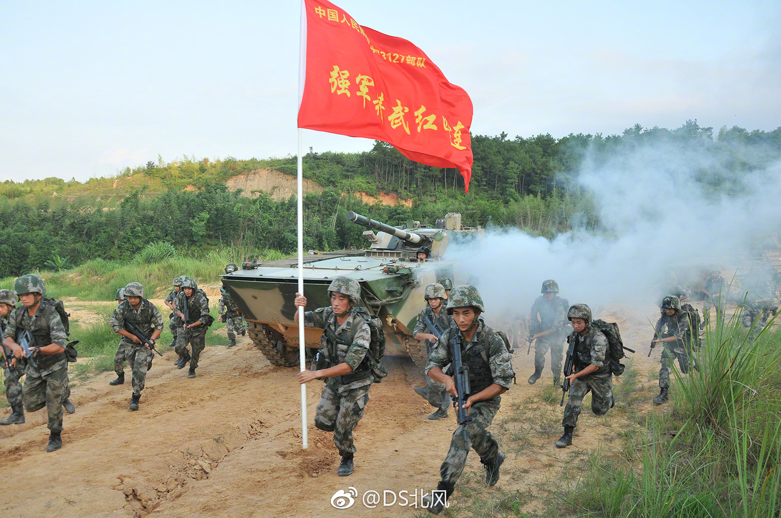 “当先锋打头阵、打不赢就跳海”这就是第73集团军某合成旅合成二营装