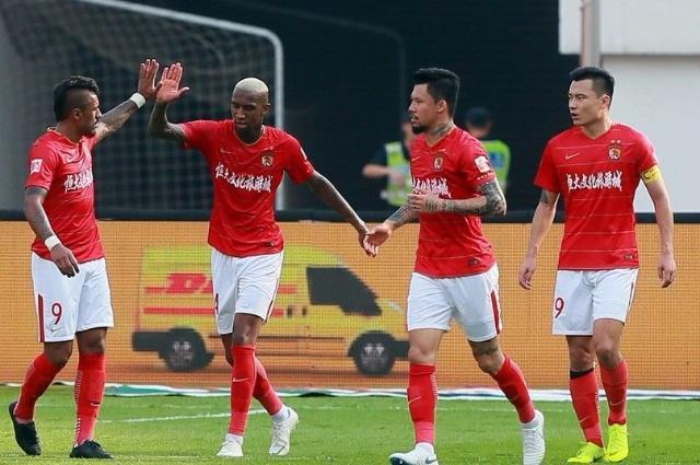 了不起!恒大丢冠后仍创下一记录:他们真不愧是