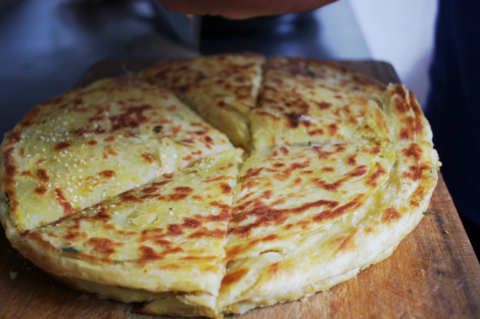 临潼铁炉油馍只摸油撒了些盐,传了上千年还是那么好吃