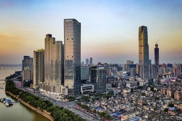 楼市又有大动作,二三线城市房价即将下降,全国房价都要凉吗?