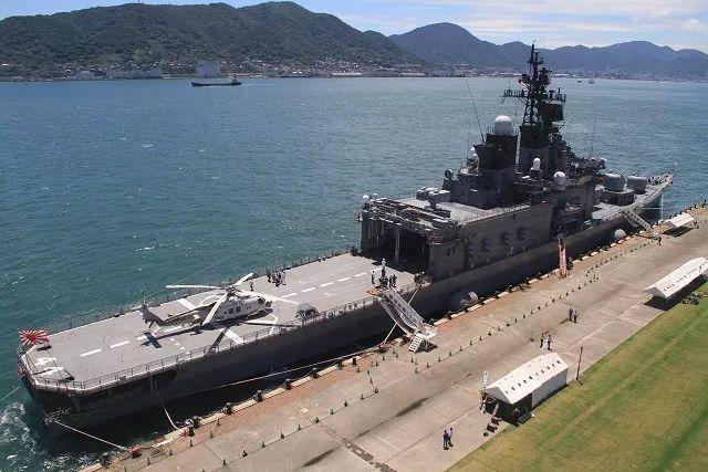 日本加贺号航母舰长被解职,遭起诉,其实已属于烧高香了