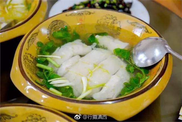 贵州美食当中,印象最深的是毕节织金"水八碗"