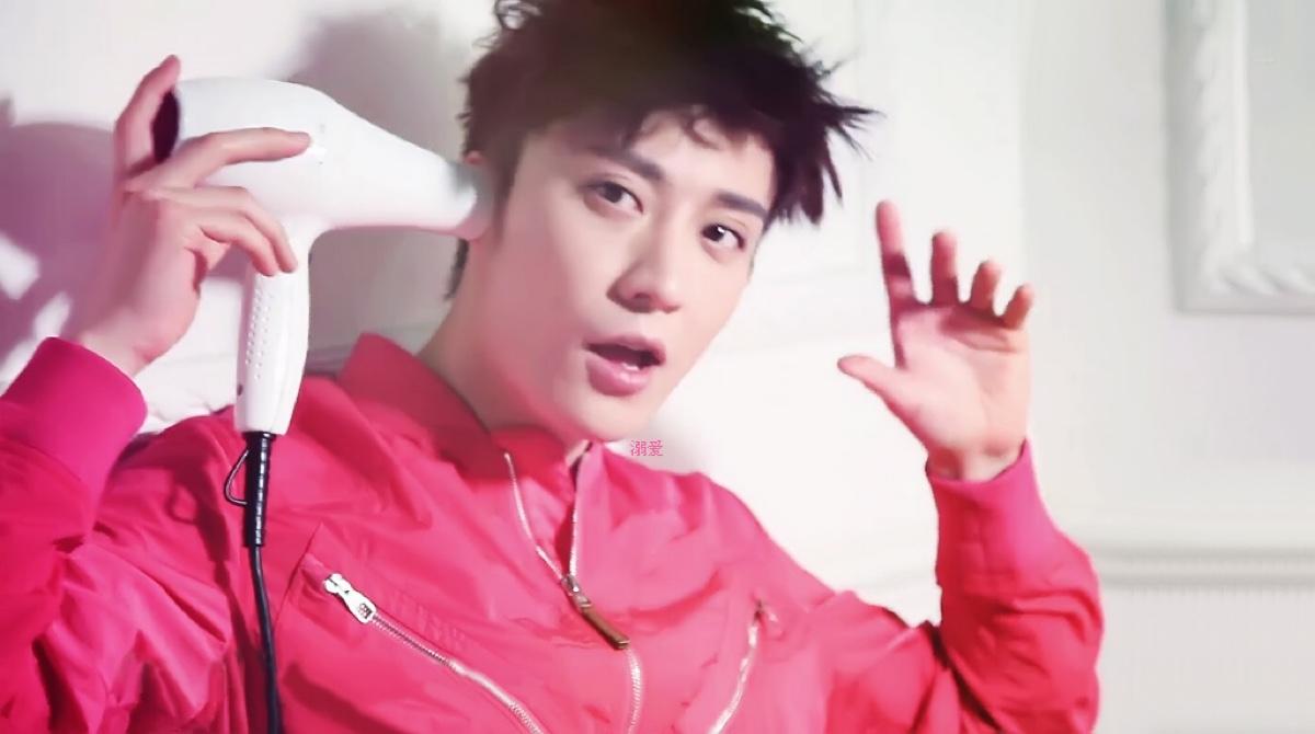 乔任梁最后一部剧终于播出,女主过气剧名更改,网友评论扎心!