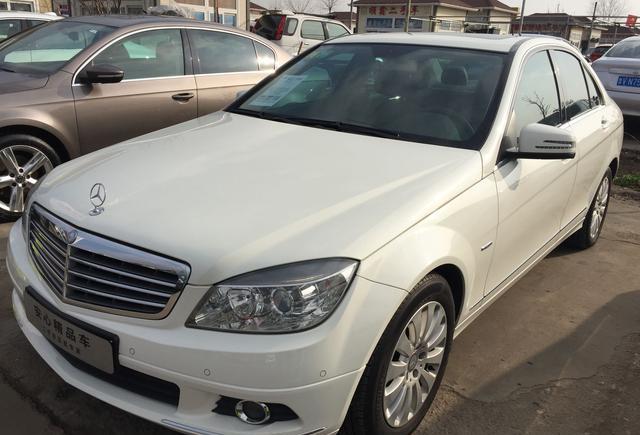 对比评测二手中型车11年奔驰c200跟14年迈锐宝的博弈