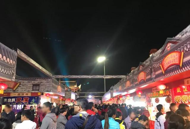 去清远鸡美食节时一定要小心他们