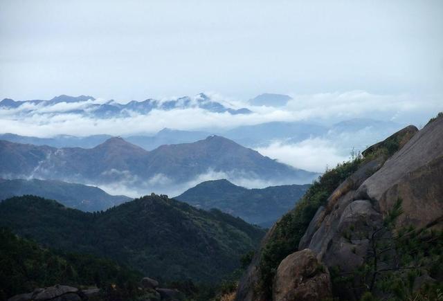 玉苍之山,龙蟠虎踞