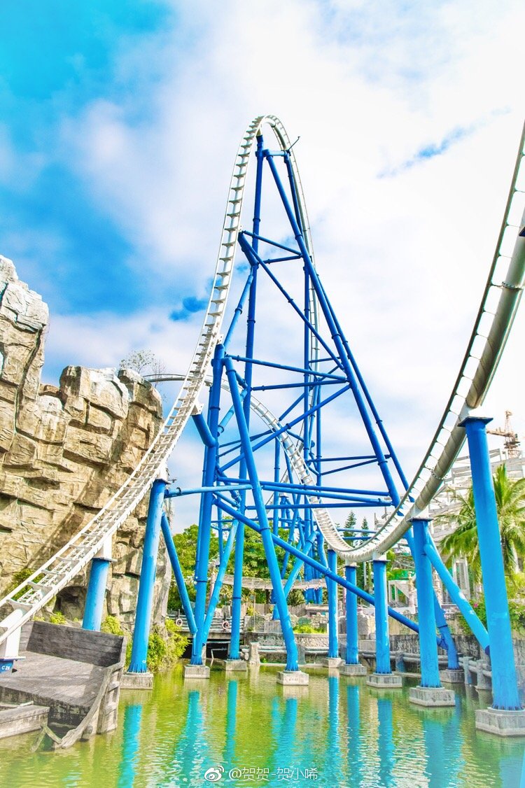 欢乐谷作为深圳最早的一个主题乐园,娱乐性很强,去欢乐谷游玩就是冲那