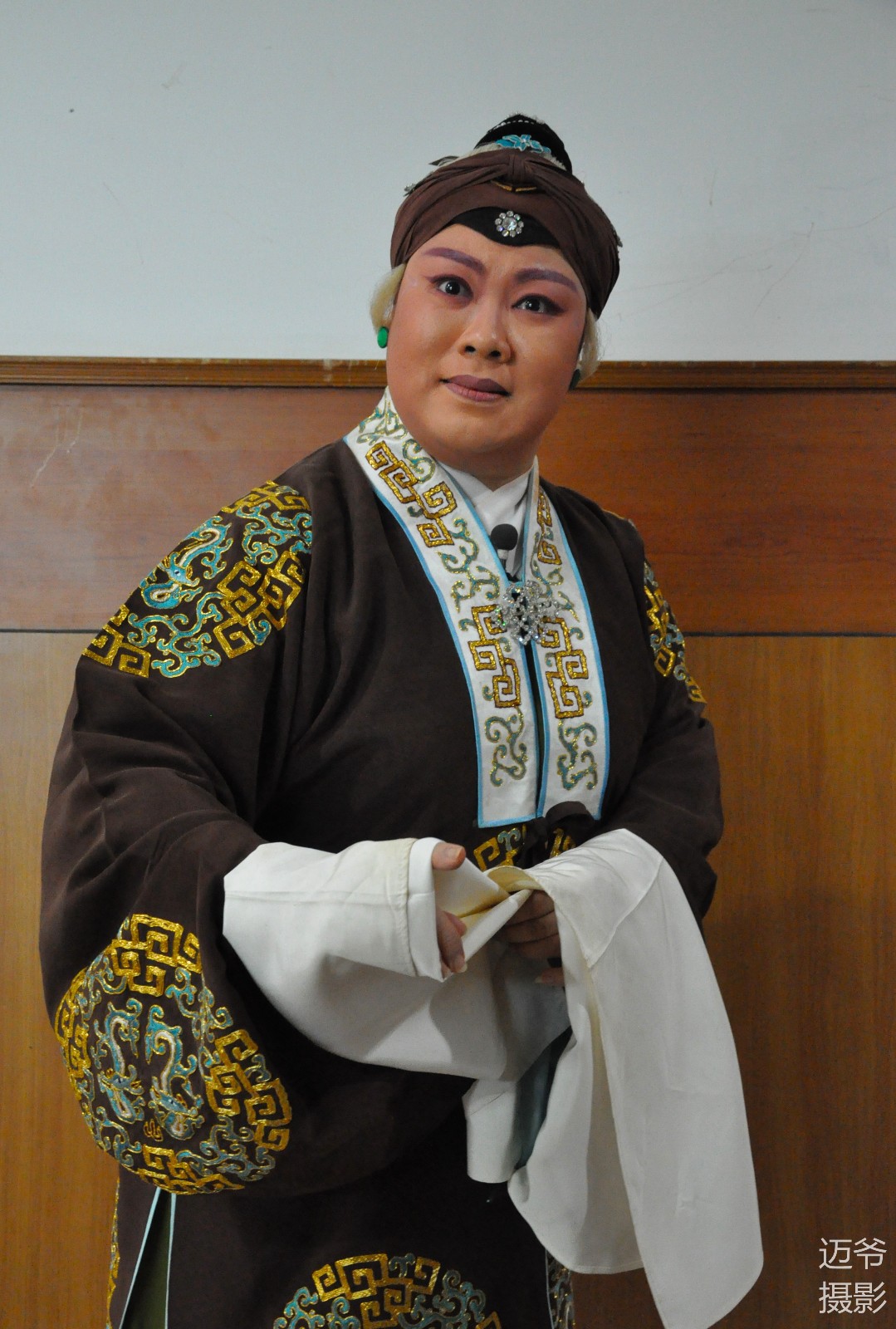 《杨门女将》中佘太君的扮演者著名演员李宏后台也精彩-拍摄于长安大