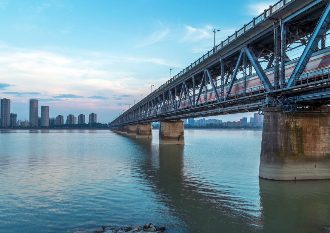中国"最坚强"的一座桥:2次被毁2次重修,如今百里赛跑不是问题|钱塘江
