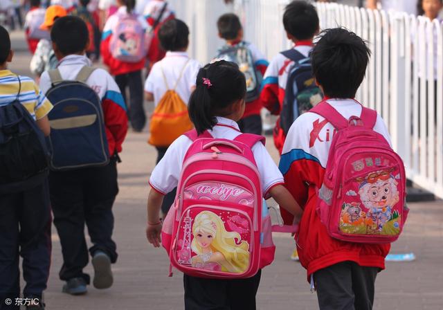 高年级学霸家长的肺腑之言:成绩好,全靠一年级养成了这6个习惯