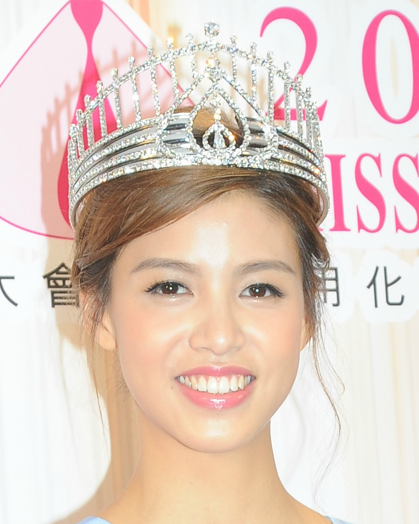 雷庄儿2017获得港姐最上镜小姐美美的