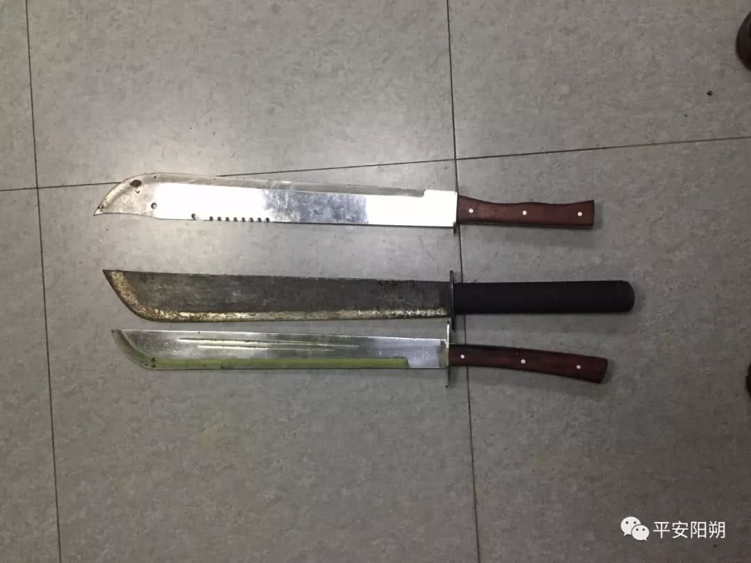 猖狂砸摩托持械斗殴桂林这16名未成年简直无法无天