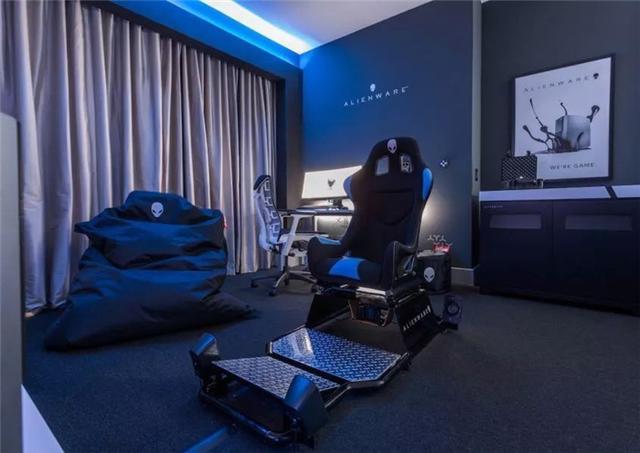 外星人携希尔顿打造电竞主题套房