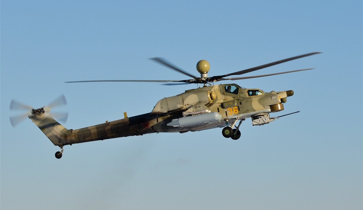 米二八武装直升机图片