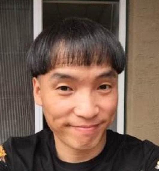 赵本山这个最丑的徒弟,却有一个最漂亮的老婆,网友:太羡慕!