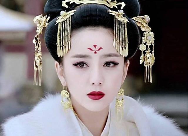 佟丽娅秒删照片, 只因网友发现了她和陈思诚和好的证据