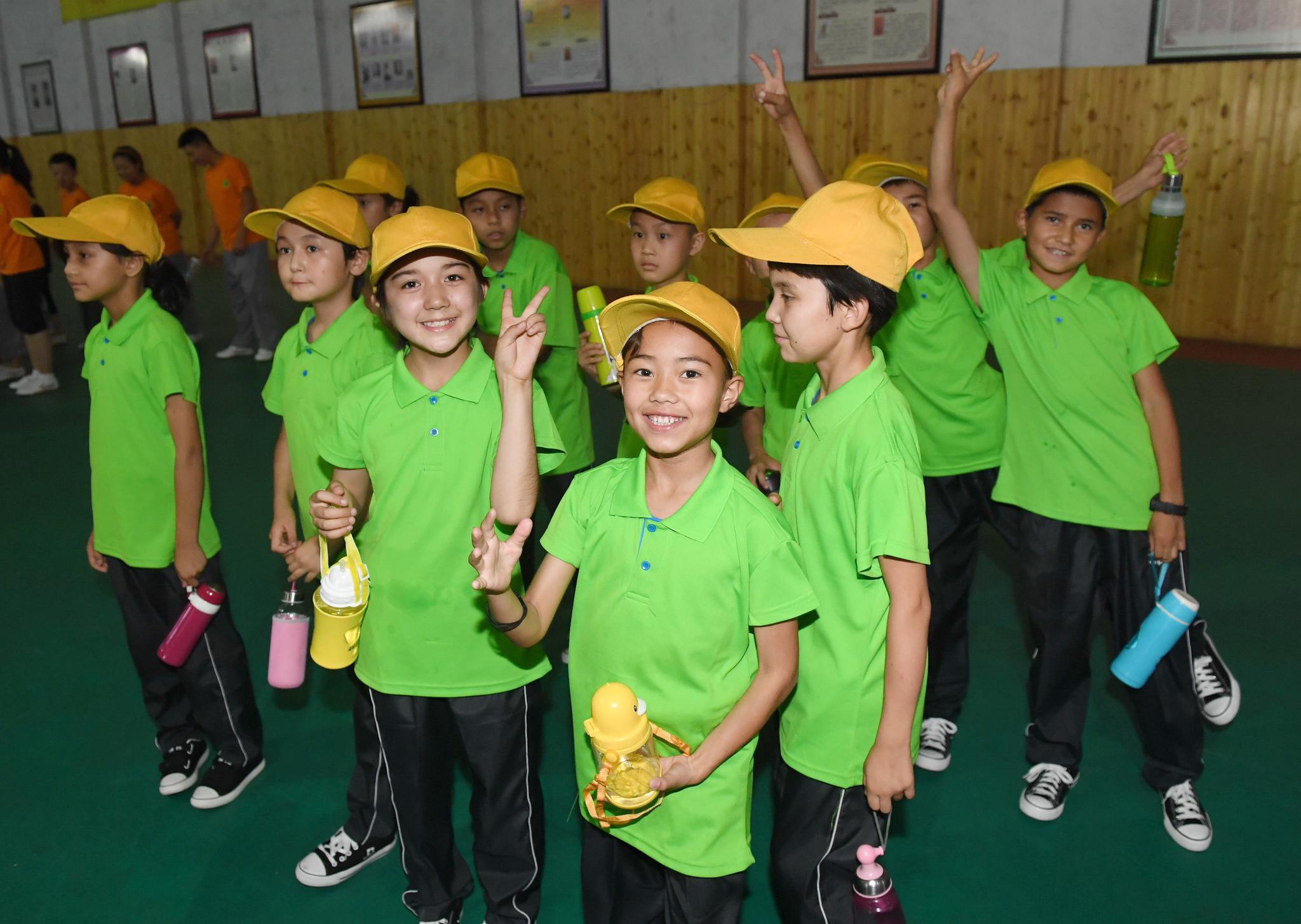 2018郑州慈善夏令营:首届"童心桥"郑哈儿童夏令营开营