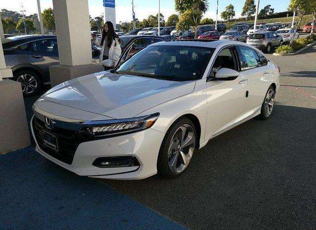 这样的动力相比海外版显然有较大的差距,不过我相信本田雅阁凭借它