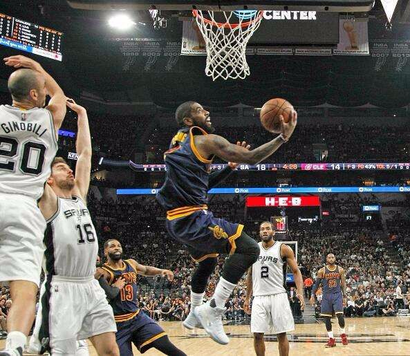 欧文生涯最巅峰一战!砍57分破詹皇纪录,一记高难度3分绝平马刺