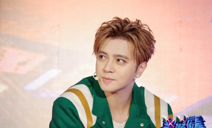 盘点明星三白眼长相:李易峰凶,王祖贤妖,王宝强憨!