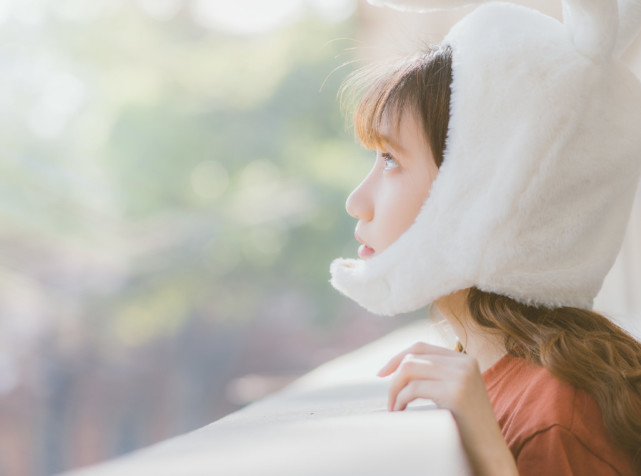 有主见的男人,是有自己独特的世界观,有自己判断是非的能力的.