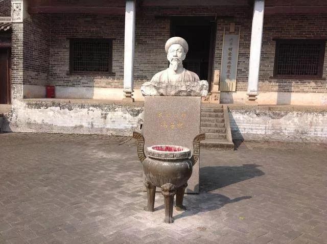他是晚清五大将军之一,70岁领兵干翻法军,却因清妥协不战而败!|镇南关大捷|冯子材|越南_新浪新闻