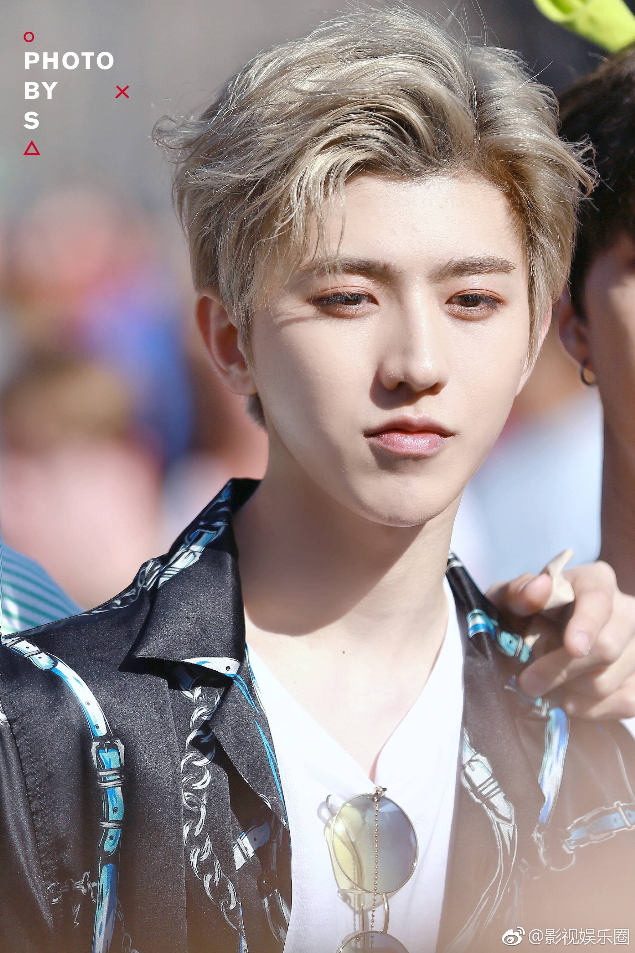 各种发型都超帅气的蔡徐坤