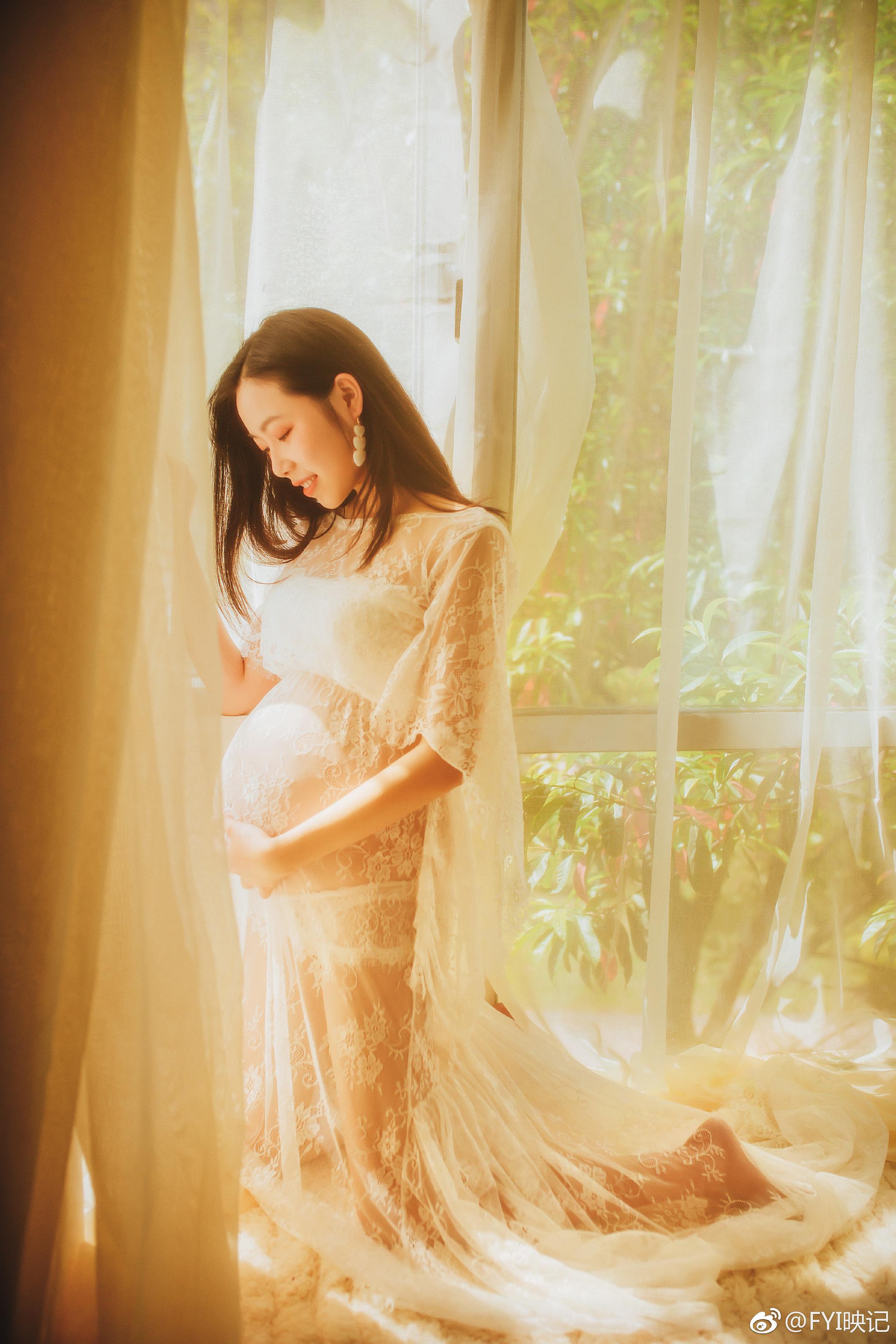 贵阳写真工作室妈咪照398起拍