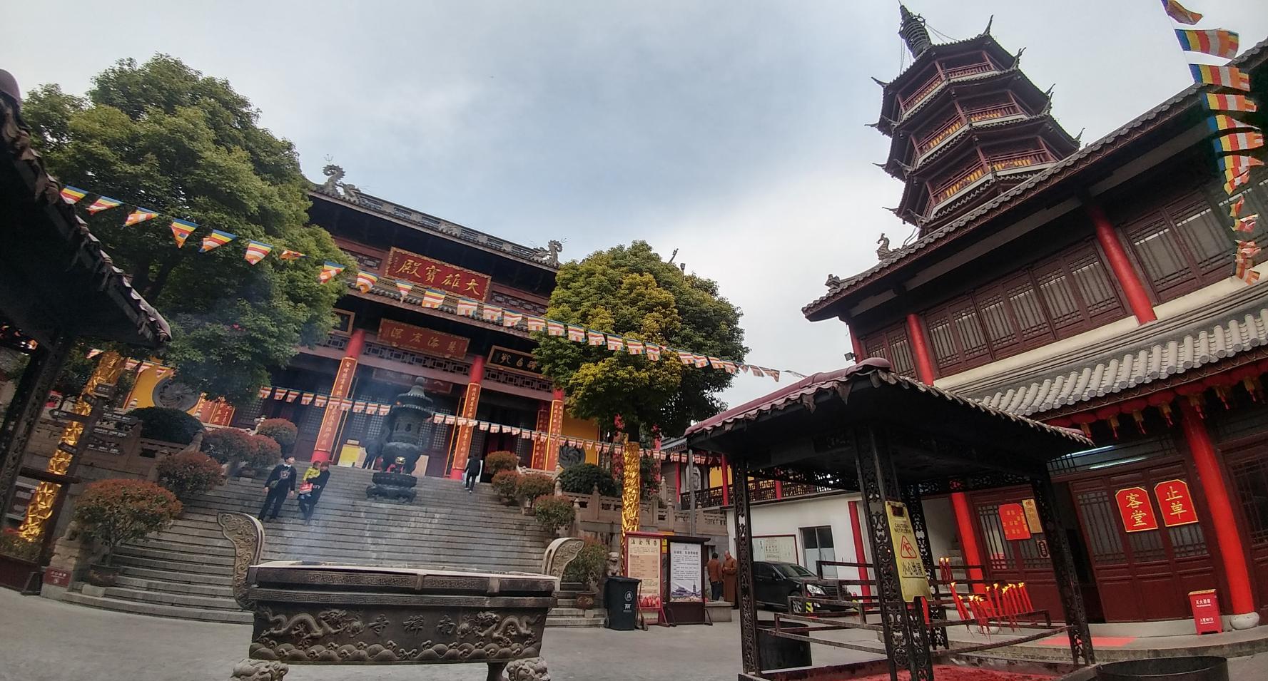 阿炳的故乡有这么好吃的小笼包映月的不是二泉而是千年古寺