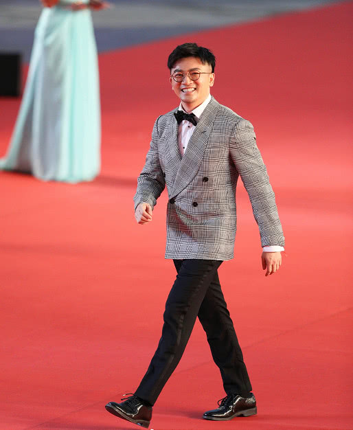 苏有朋从乖乖虎到油腻大叔一个发型就搞定又一男神幻灭