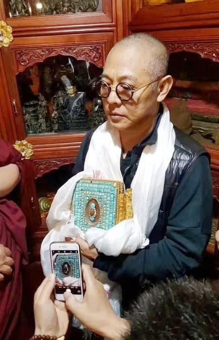 李连杰西藏之行三大看点,功夫巨星的发型只排第三
