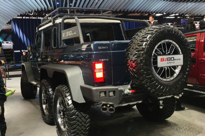 北汽bj806x6亮相北京车展,不知道奔驰老总看到后会怎么想