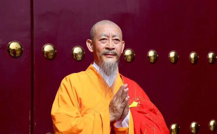 59岁六小龄童身披袈裟饰演玄奘大师!网友:猴哥熬出头了