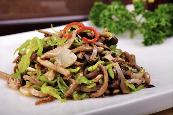 美食节即将开幕了 23种菌子让你吃到嗨|代金券|云南|野生菌_新浪新闻