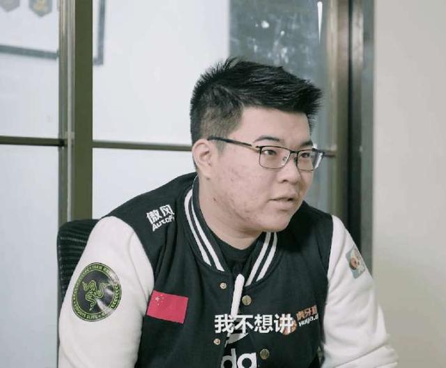 韦神在imp微博下的留言让人泪目,他一直没忘lgd!