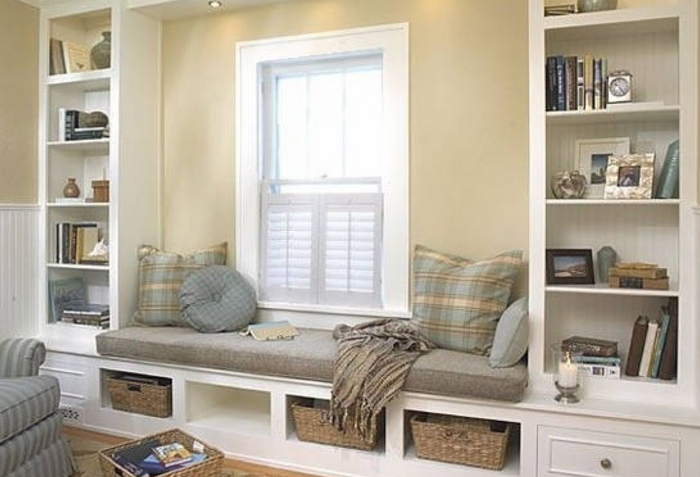 装修工人在飘窗上打洞,开始以为被坑,入住才知好处这么多!