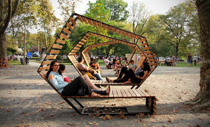 每日案例分享|景观休憩小品小调查:大家愿意躺在这类设施上休息吗?