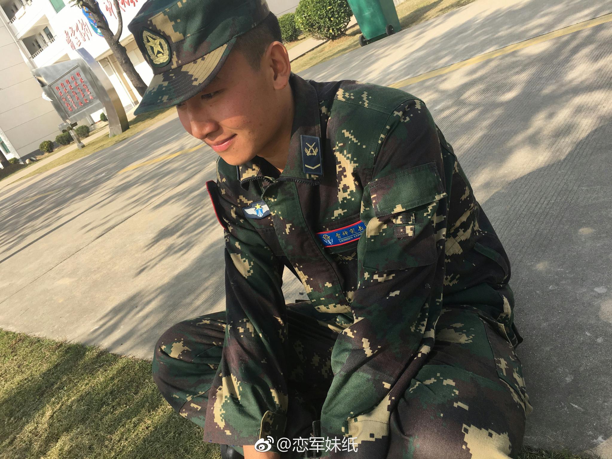 杨幂王威互关感觉挺好的呀浓浓的战友情呢猎人25号再去了解下再来回顾
