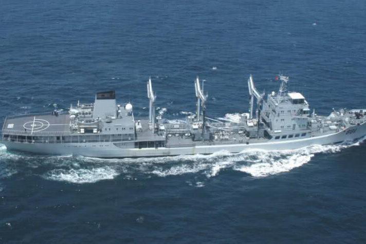 "中华补给第一舰"光荣退役,海军迎来好消息,核动力奶妈来了?