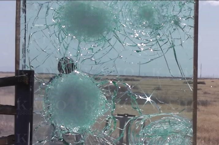 什么玻璃最坚硬,子弹打不碎?防弹玻璃,但会打碎,轻易难以击穿