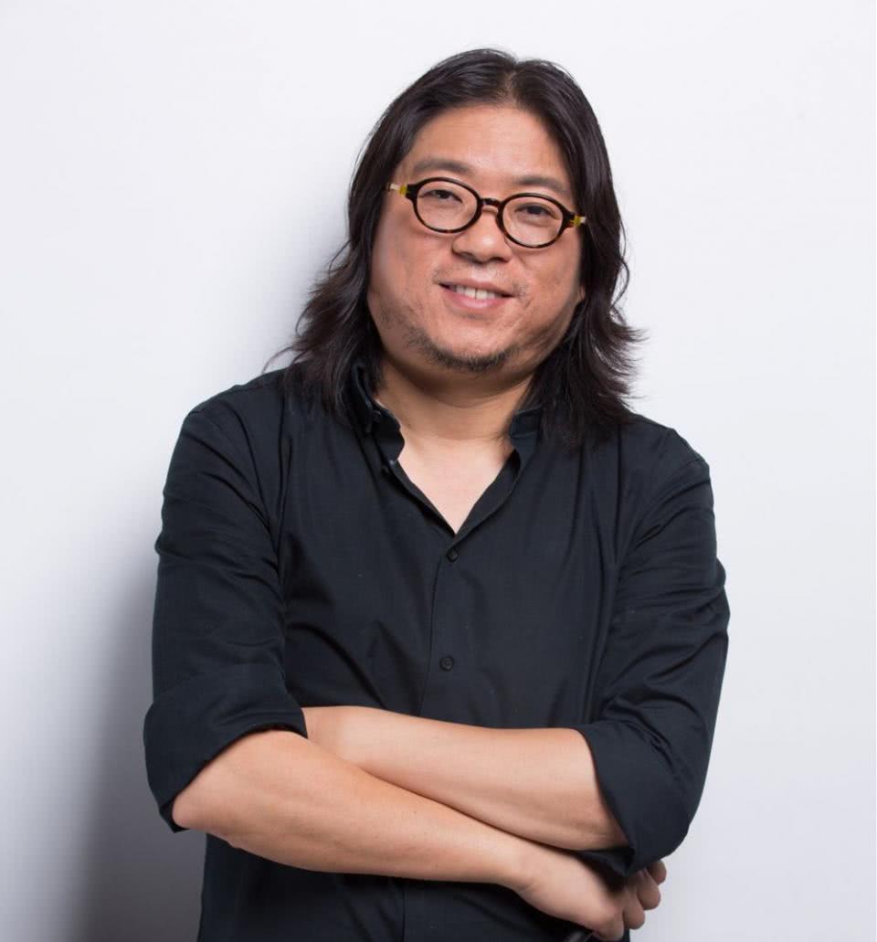 写《同桌的你》的高晓松晒出当年女同桌, 两人都嫁给了同班男生