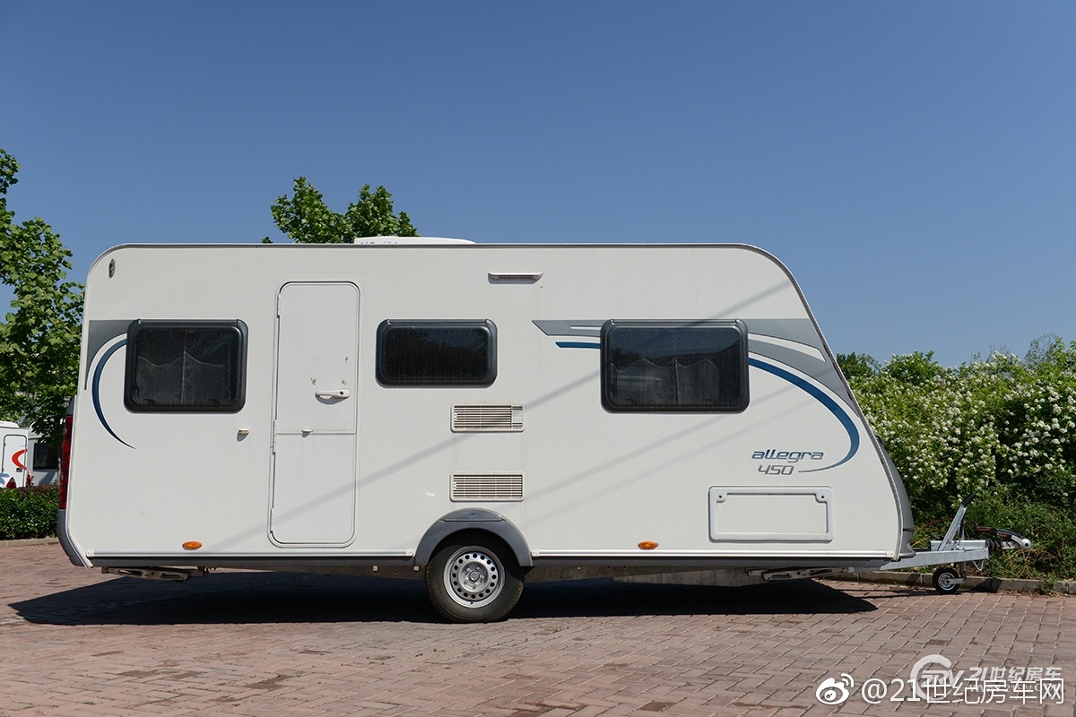来自法国的卡莱尔allegra475拖挂式房车