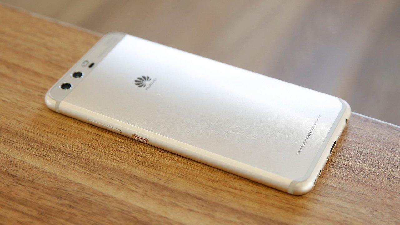 从"高价低配"降至"冰点价", 这款华为手机终于不坑了!