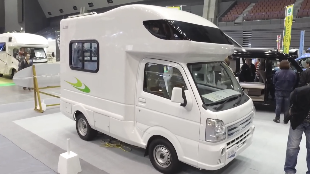 铃木再次为百姓省钱,新款房车13万,能睡4人,出门旅游不用找酒店了