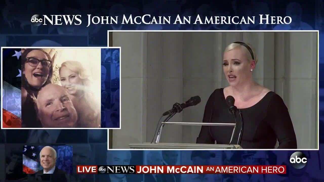 麦凯恩女儿:是爱定义了我的父亲